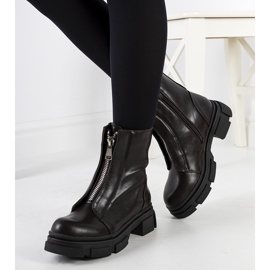 Braune Stiefel mit dekorativem Neal-Reißverschluss 1