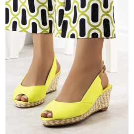 Grüne Keilsandalen von Gonca 1