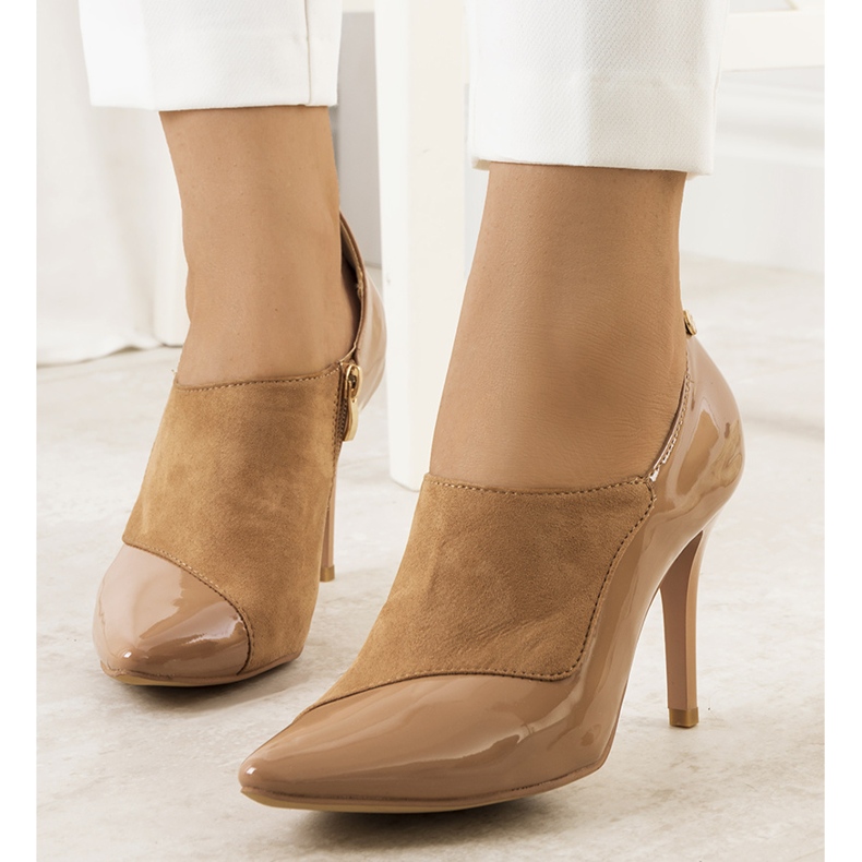 Beige Pumps mit Alcanassa-Reißverschluss 1