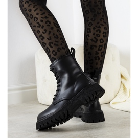 PA1 Schwarze Damenschuhe von Tamila 1