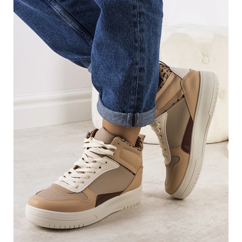 Knöchelhohe Adite-Sneaker in Beige 1