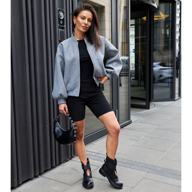 Schwarze Damenstiefel von Elbika 1