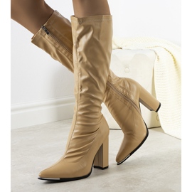 Beige Stiefel mit hohem Absatz von Manau 1