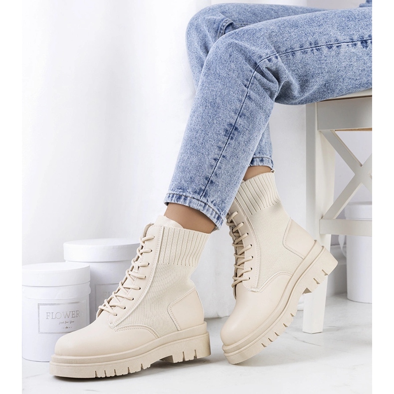 Beige Lennon Trapper 1