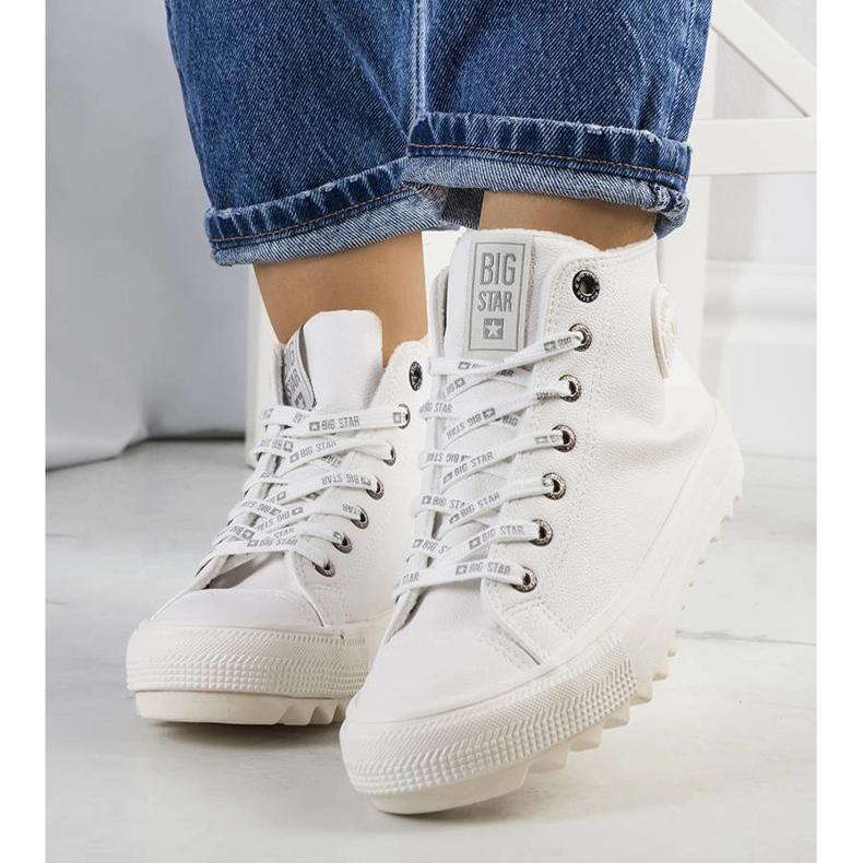Weiß isolierte Turnschuhe Big Star GG274108 1