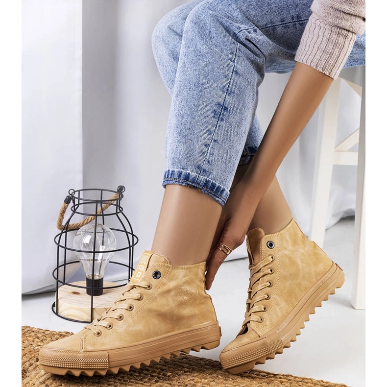 Braune isolierte Turnschuhe Big Star GG274072 beige 1