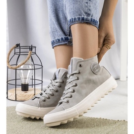 Graue isolierte Turnschuhe Big Star EE274114 1