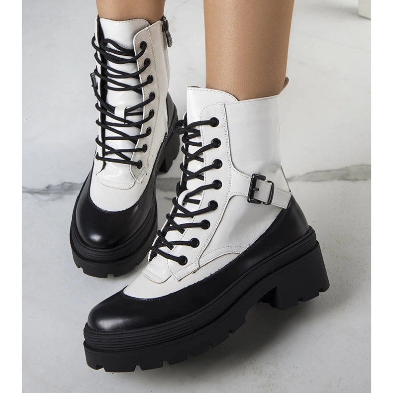 Norras weiße Fallensteller 1