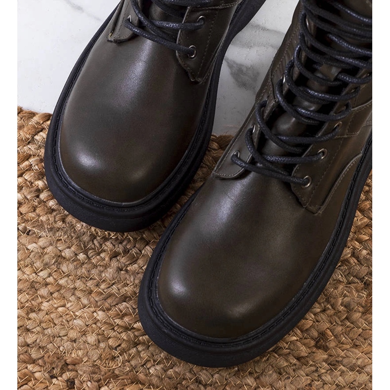 Grüne Damenstiefel von Costel 1