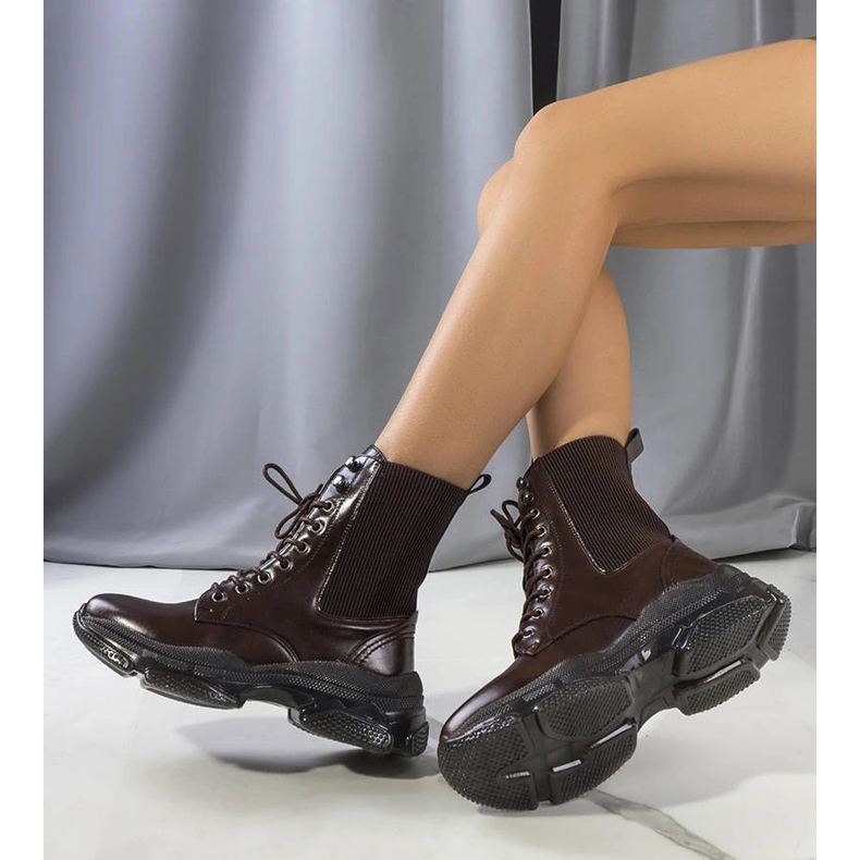 Braune Stiefel von Sedile 1