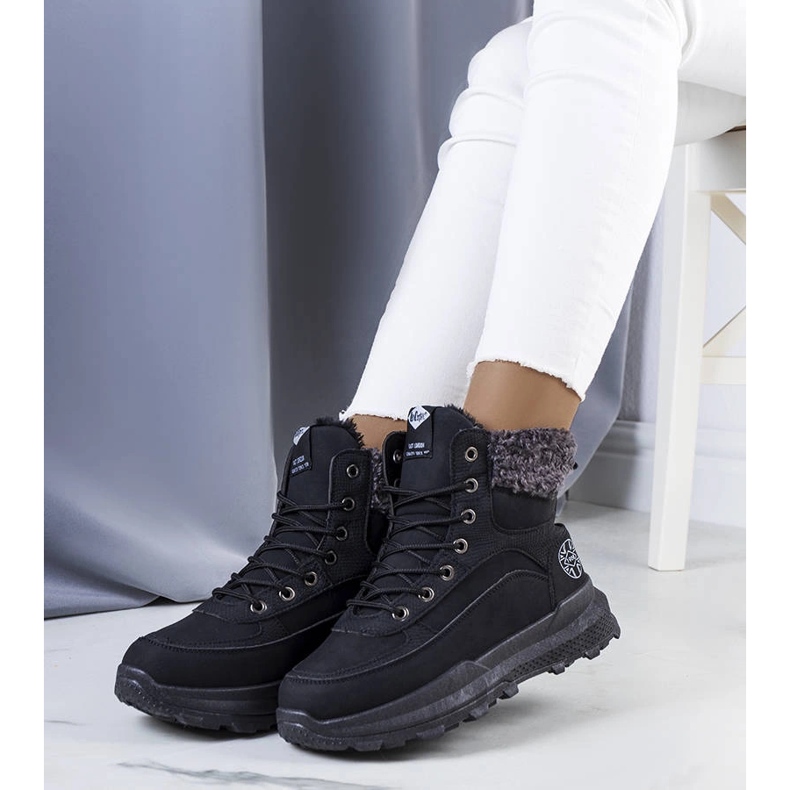 Schwarze isolierte Stiefel LCJ-22-44-1362L Lee Cooper 1