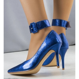Janin-Nadeln in Blaumetallic 1