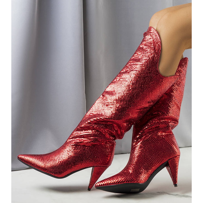 BM Kova rote isolierte Stiefel 1