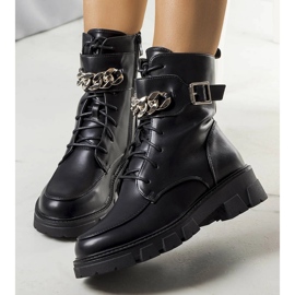 Schwarze isolierte Stiefel von Timur 1