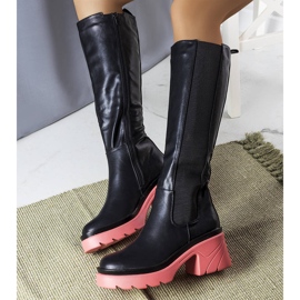 BM Schwarze Stiefel mit pinker Sohle von Charla 1