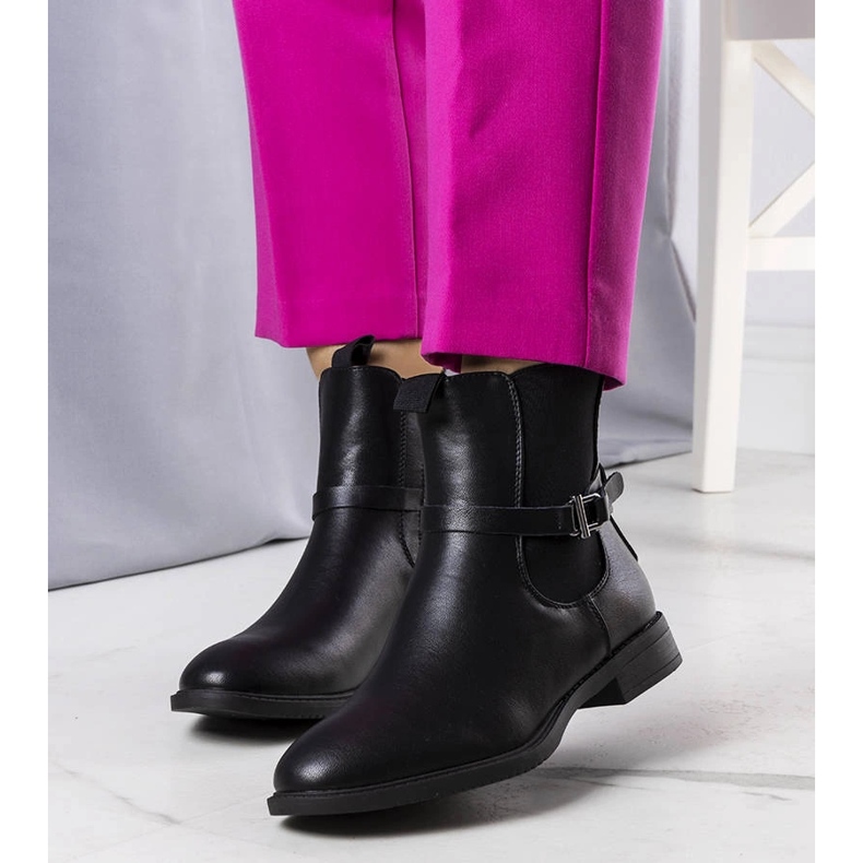 Schwarze isolierte Stiefel von Marisi 1