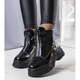 BM Leonel schwarz lackierte Schneestiefel 1