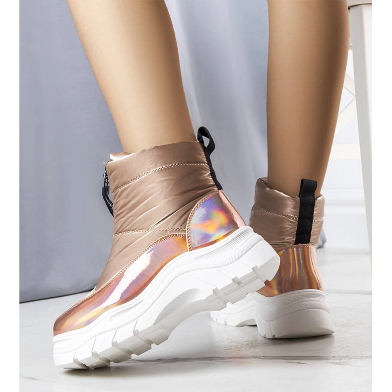 Leonel gold lackierte Schneestiefel golden 1