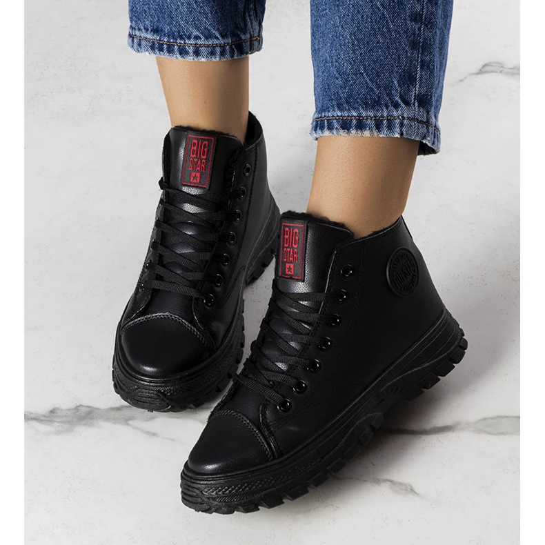 Schwarze isolierte Turnschuhe Big Star GG274537 906 1