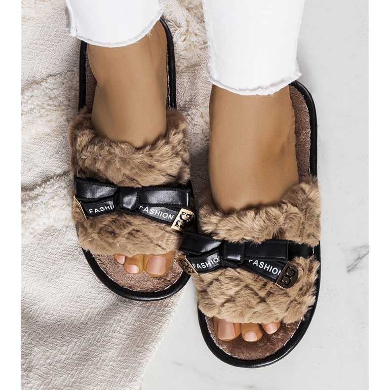 BM Braune Hausschuhe mit Schleife von Peter 1