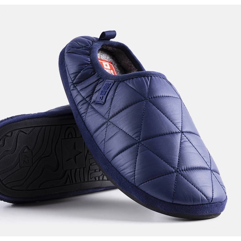 Marineblaue isolierte Big Star Hausschuhe KK174364 1