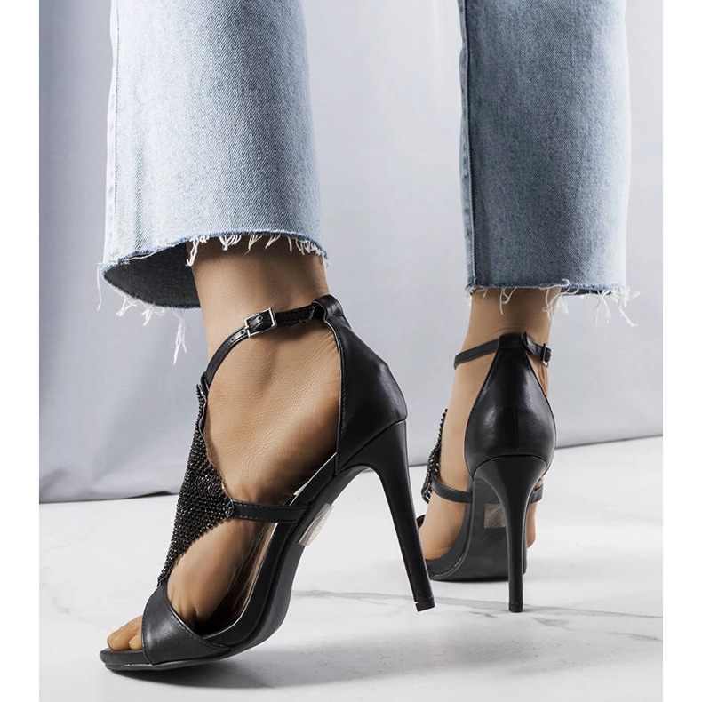 Schwarze, elegante Sandaletten mit hohem Absatz von Caleb 1