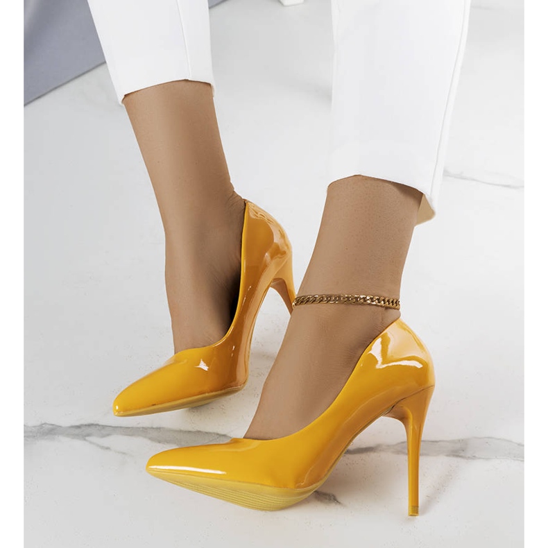 BM Orange lackierte Tiffany-Heels 1