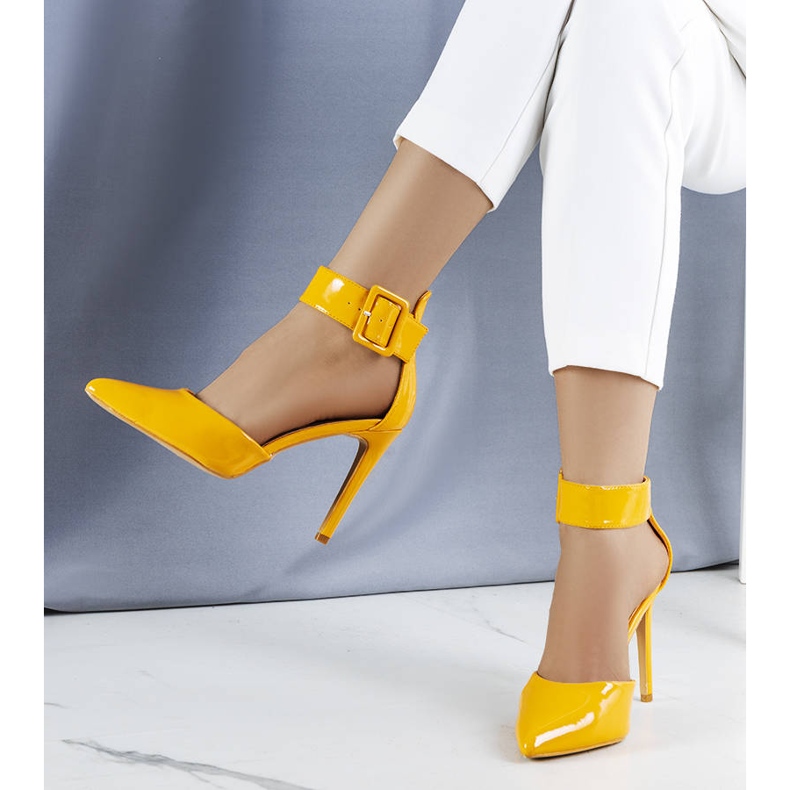 BM Orange lackierte Pumps von Sonya 1