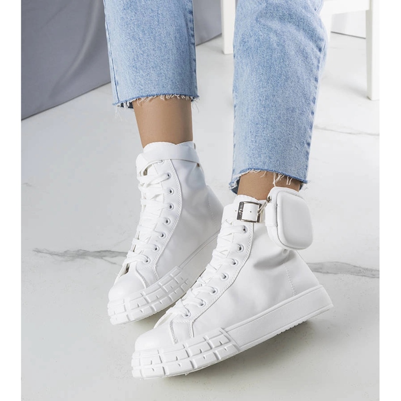 Weiße Stiefeletten mit Willie Sachet 1