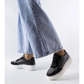 Schwarze Damen-Sneaker von Latoya 1