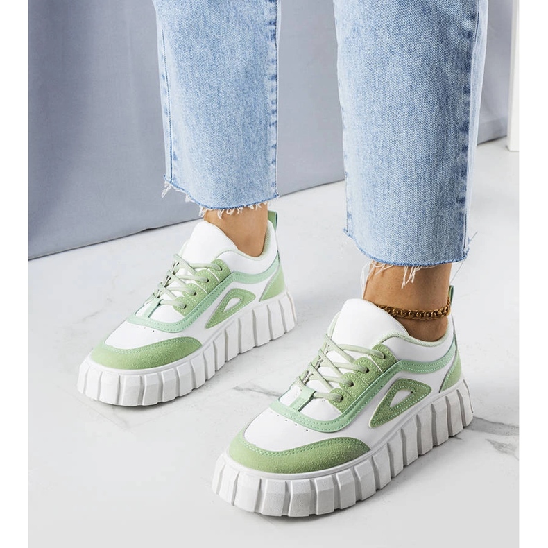 Grüne Plateausneaker von Robyn 1