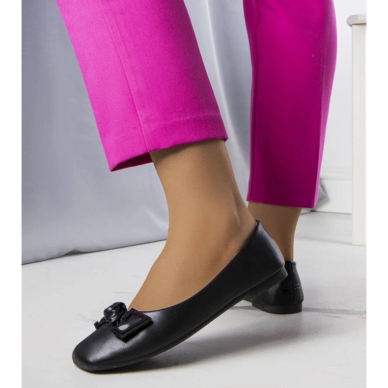 Schwarze Ballerinas mit Schleife von Tabitha 1