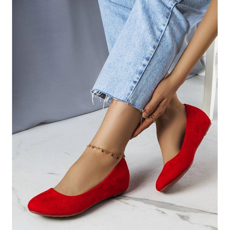 Rote Ballerinas mit niedrigem Keilabsatz von Sylvia 1