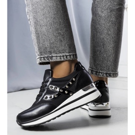 Schwarze Sneaker mit dicker Sohle von Mely 1