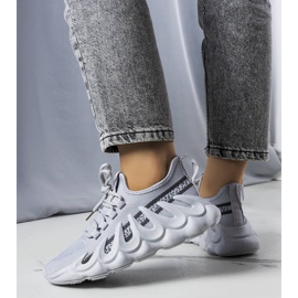 Graue Sneaker mit modischer Beth-Sohle 1