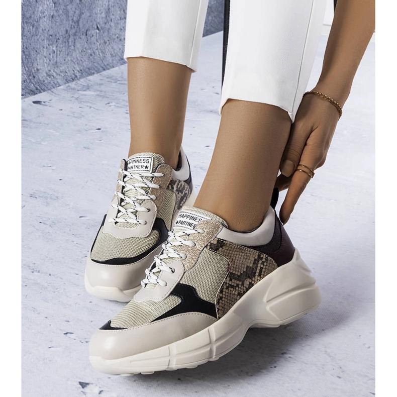 Beige Sneakers mit Glitzereinsätzen von Béri 1