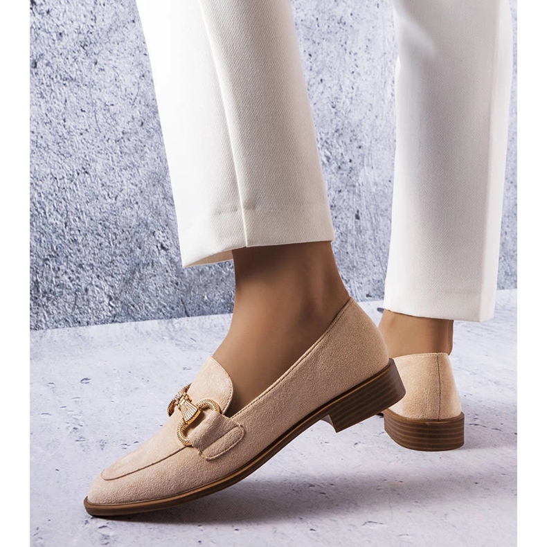 Beige Loafer mit Goldverzierung von Fluet 1
