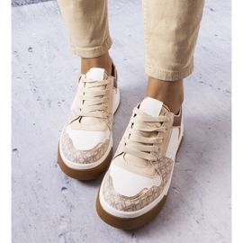 Braune Turnschuhe, verziert mit dem Grandbois-Monogramm 1