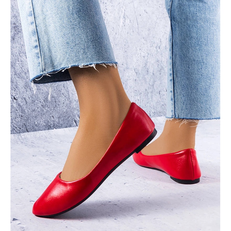 Klassische Ballerinas in Narcisse-Rot 1