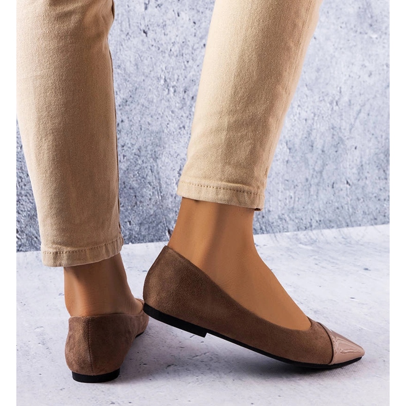 Braune Patentpatents von Thibault beige 1