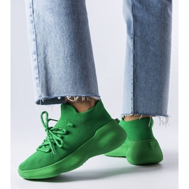 Grüne Sneaker aus Stoff von Lavallée 2