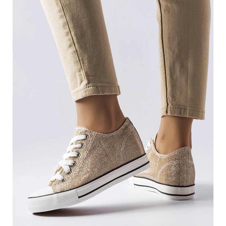 Sneaker mit Keilabsatz in Goldglitter von Crete golden 1