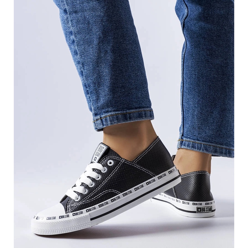 Schwarze durchbrochene Turnschuhe Big Star FF274023 1