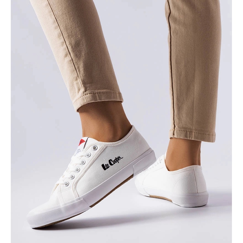 Lee Cooper LCW-23-44-1648L weiße Turnschuhe 1