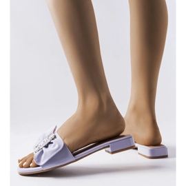 Lila elegante Hausschuhe mit Strasssteinen von Fifi violett 1