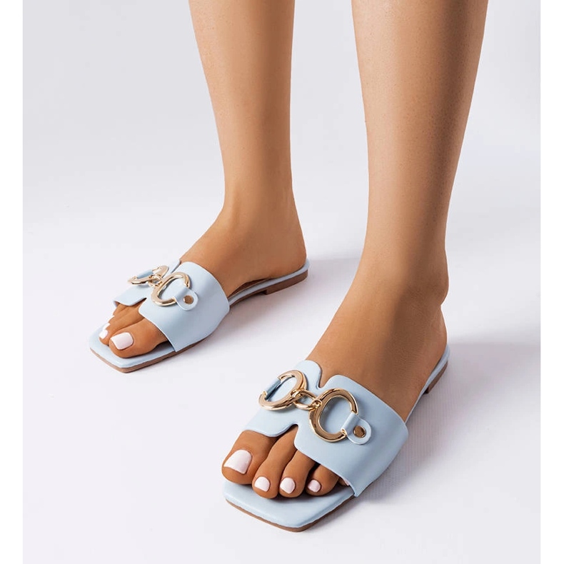 Blaue elegante Pantoletten mit Kette von Corbin 1