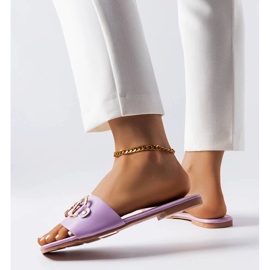 Lila elegante Pantoletten mit Kette von Corbin violett 1