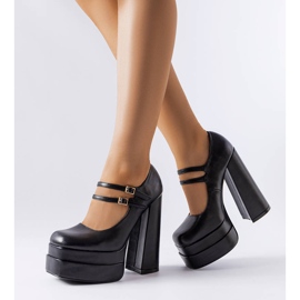 Schwarze Pumps mit hohem Absatz von Chouinard 1