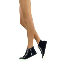 Knöchelhohe Turnschuhe aus marineblauem Samt navy blau 1