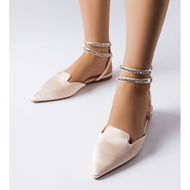 Beige Sandalen mit Satin-Finish von Hewes 1